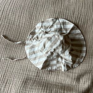 Rylee and Cru baby sun hat 6-12 mo